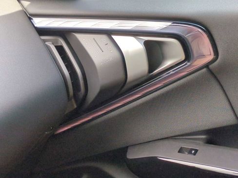 New 2026 BMW X3 xDrive30 w/ Convenience Package image 32