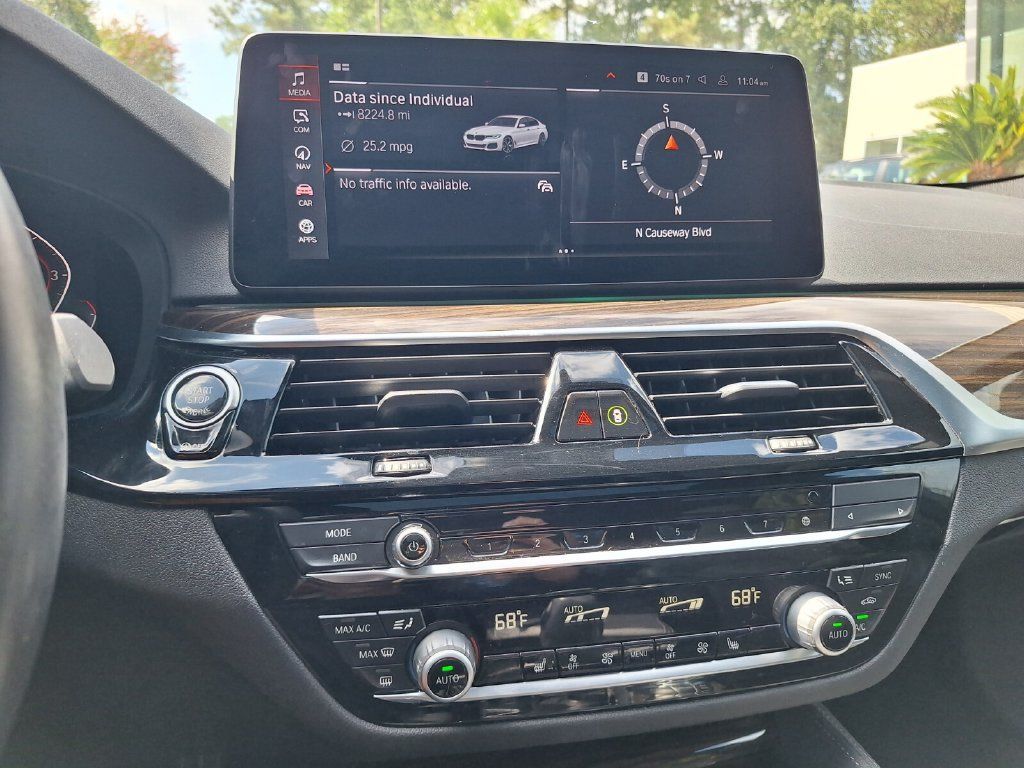 Used 2021 BMW 530i w/ M Sport Package RWD image 15