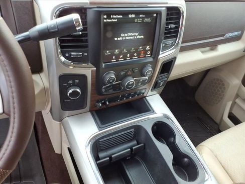 Used 2018 RAM 2500 Laramie image 34