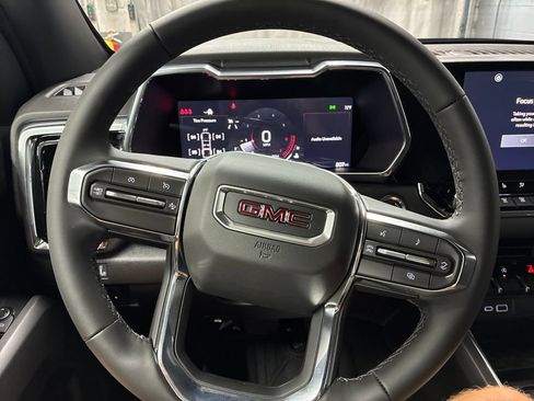 New 2026 GMC Canyon Elevation w/ Convenience Package AWD/4WD image 14