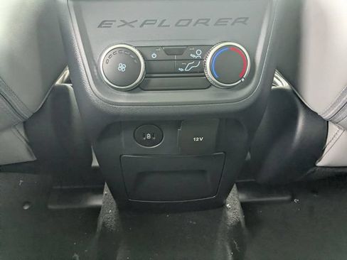 New 2026 Ford Explorer Active w/ Active Comfort Package AWD/4WD image 18