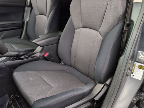 Certified 2023 Subaru Crosstrek 2.0i image 17