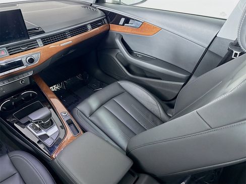 Certified 2022 Audi A4 2.0T Premium w/ Convenience Package image 23