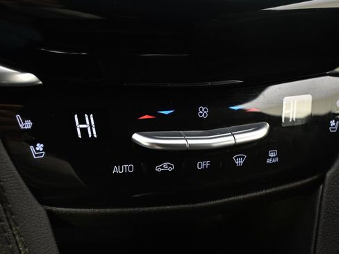 Certified 2024 Cadillac XT6 Premium Luxury w/ Platinum Package image 33