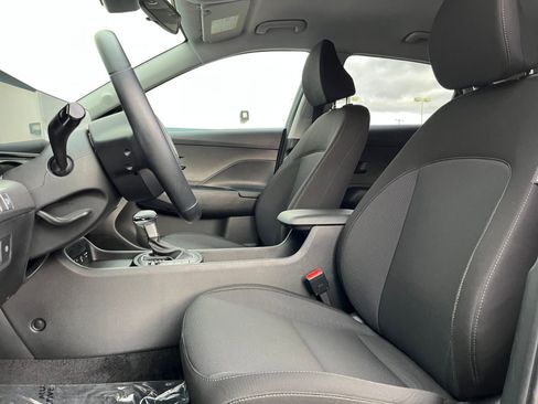 Used 2025 Hyundai Kona SEL image 37