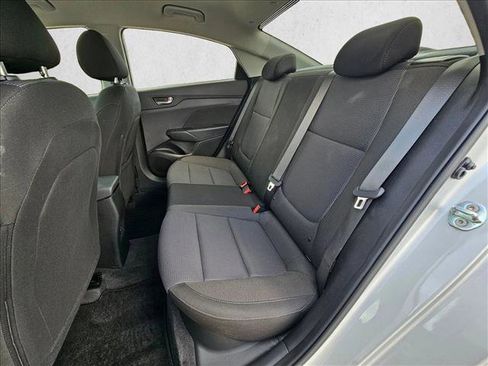 Used 2022 Hyundai Accent SEL image 18