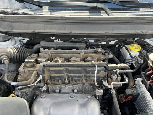 Used 2019 Jeep Cherokee Latitude Plus image 22