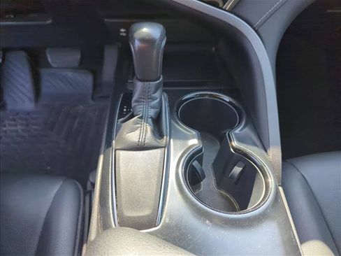 Certified 2019 Toyota Camry SE FWD image 16