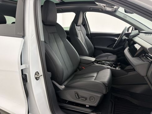 Used 2025 Audi Q6 e-tron Premium Plus w/ Premium Plus AWD/4WD image 24