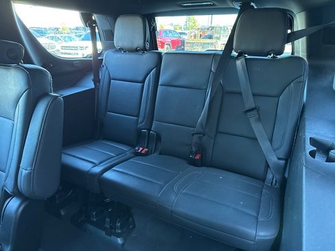 Used 2024 Chevrolet Tahoe Z71 w/ Luxury Package image 16