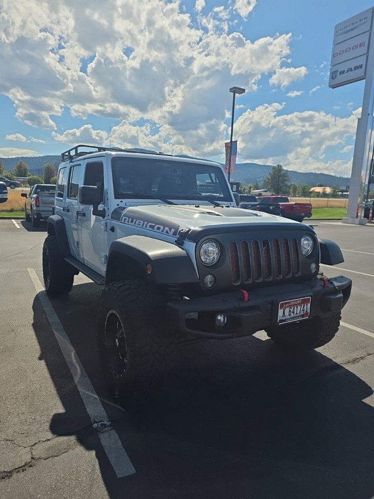 Certified 2017 Jeep Wrangler Unlimited Rubicon AWD/4WD image 3
