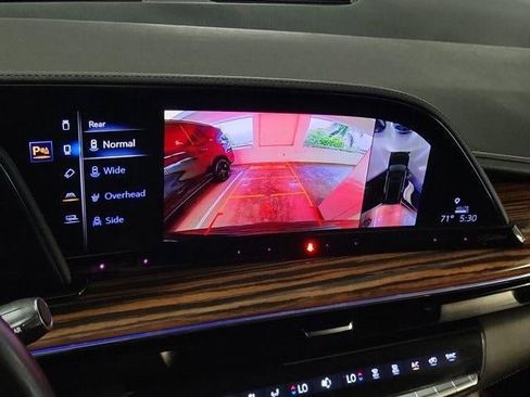 Certified 2024 Cadillac Escalade ESV Luxury image 22