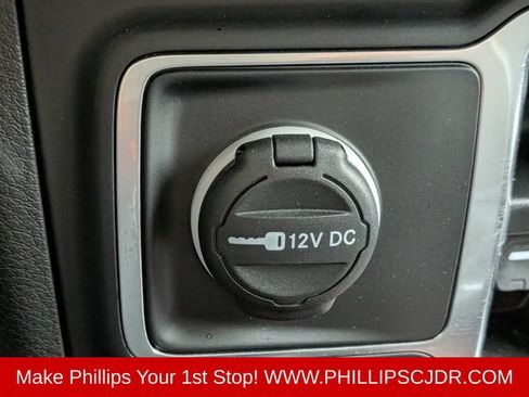 Used 2024 Jeep Wrangler Unlimited AWD/4WD image 21