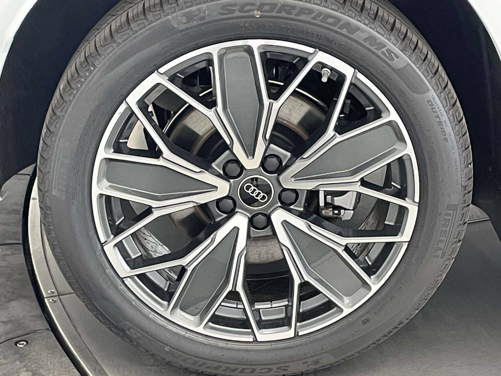 New 2026 Audi Q5 Premium Plus AWD/4WD image 13