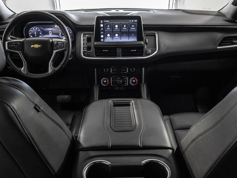 Used 2022 Chevrolet Suburban LT AWD/4WD image 24