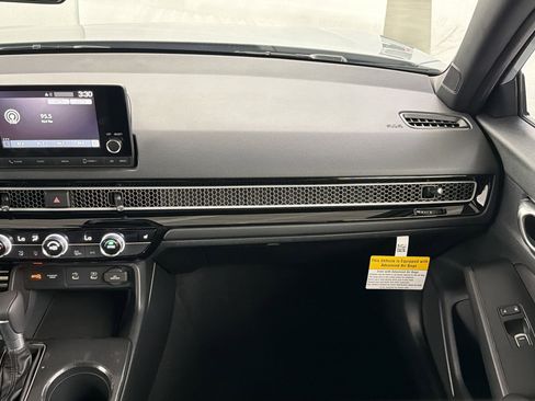 New 2026 Honda Civic Sport image 28