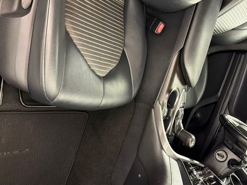 Used 2022 Toyota Camry SE FWD image 22