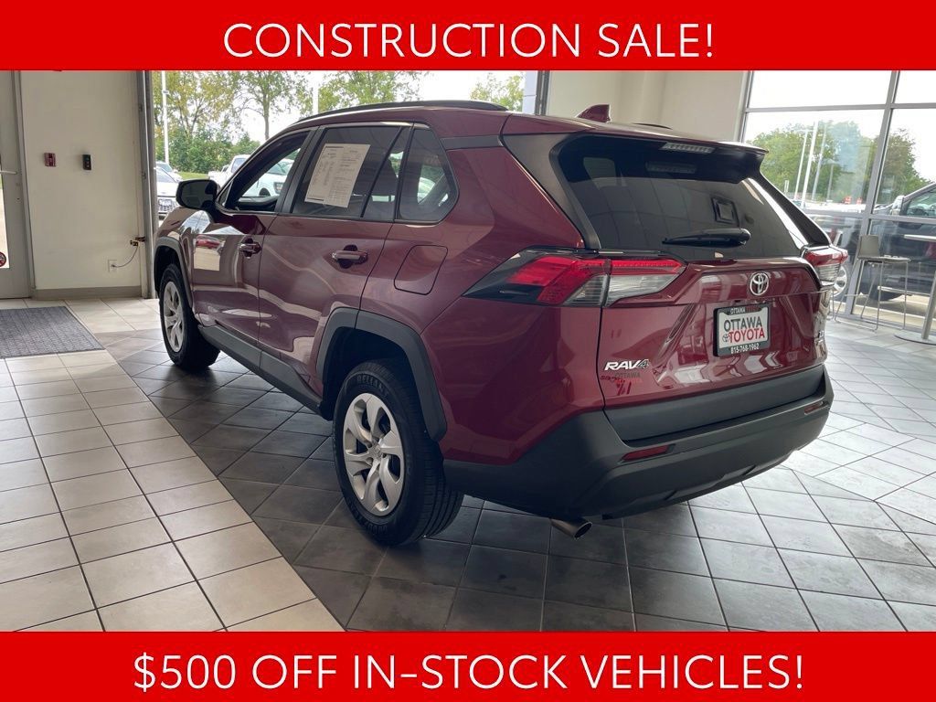 Used 2019 Toyota RAV4 LE AWD/4WD image 7