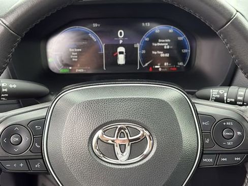 Used 2025 Toyota RAV4 XSE w/ Advanced Technology Package AWD/4WD image 13