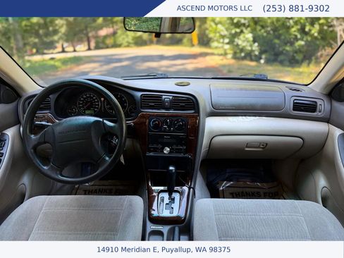 Used 2000 Subaru Outback Wagon AWD/4WD image 12