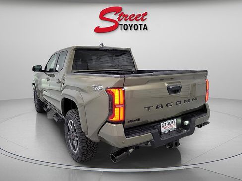 New 2026 Toyota Tacoma TRD Sport w/ TRD Sport Premium Package image 2