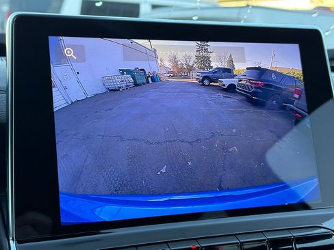 New 2026 Jeep Compass Latitude image 17