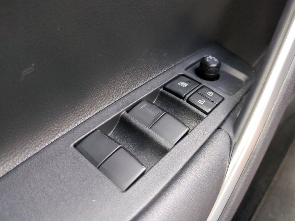 Used 2023 Toyota Corolla Cross AWD Hybrid image 27