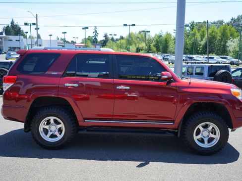 Used 2012 Toyota 4Runner SR5 w/ Convenience Pkg AWD/4WD image 6