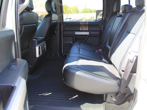 Used 2018 Ford F150 Lariat w/ Equipment Group 501A Mid image 19