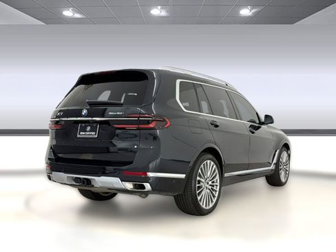 Certified 2024 BMW X7 xDrive40i AWD/4WD image 9