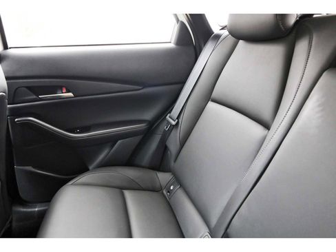 Certified 2025 MAZDA CX-30 AWD 2.5 S w/ Preferred Package image 9