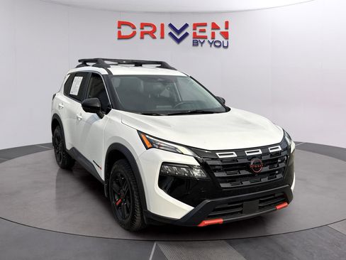 Used 2025 Nissan Rogue SV w/ Rock Creek Premium Package AWD/4WD image 7