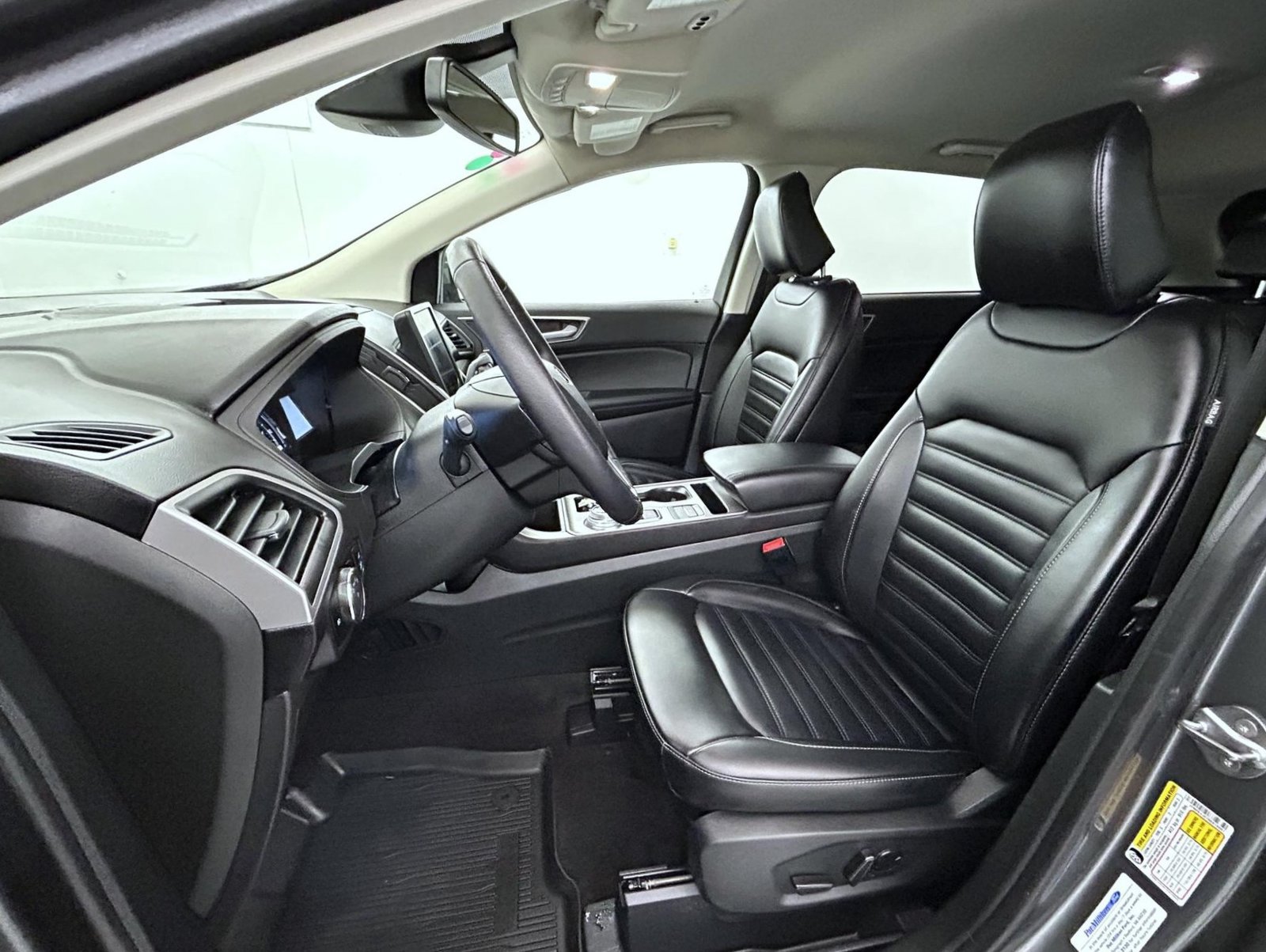 Used 2024 Ford Edge SEL w/ Convenience Package AWD/4WD image 10