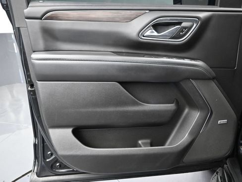 Used 2022 Chevrolet Tahoe LT RWD image 11