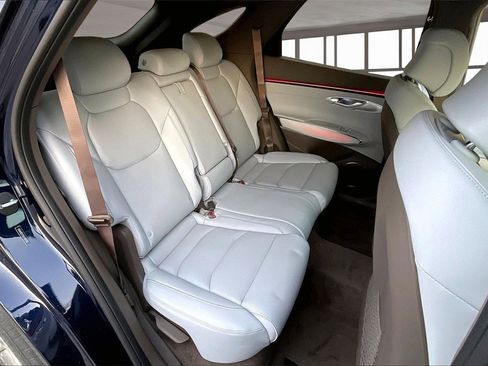 New 2026 Genesis GV70 2.5T Advanced image 10