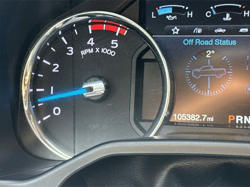 Used 2017 Ford F350 Lariat w/ Chrome Package image 50