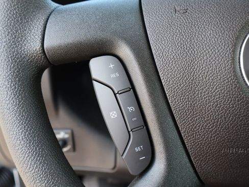 New 2025 Chevrolet Express 2500 w/ Driver Convenience Package image 12