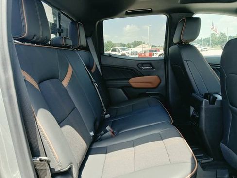 New 2026 GMC Canyon AT4 w/ Technology Plus Package AWD/4WD image 20