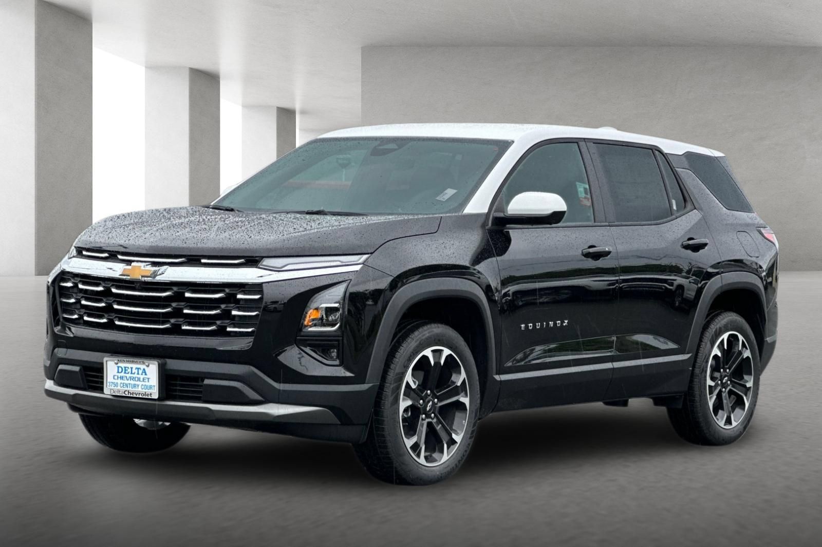Used 2026 Chevrolet Equinox LT w/ Convenience Package II FWD image 8