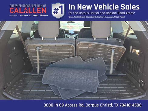 Used 2022 Ford Explorer XLT AWD/4WD image 27