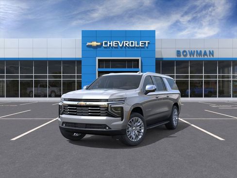 New 2026 Chevrolet Suburban Premier image 8