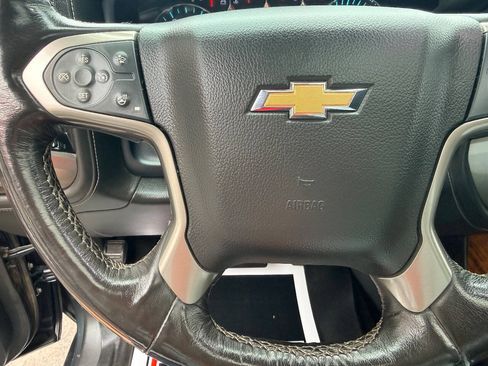 Used 2018 Chevrolet Silverado 2500 High Country w/ Duramax Plus Package AWD/4WD image 25