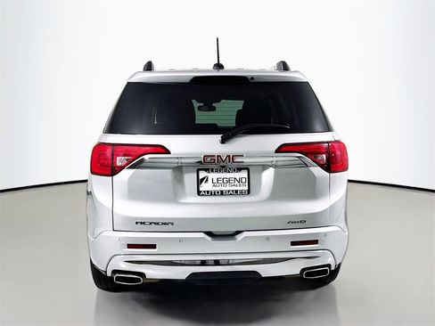 Used 2019 GMC Acadia Denali image 7