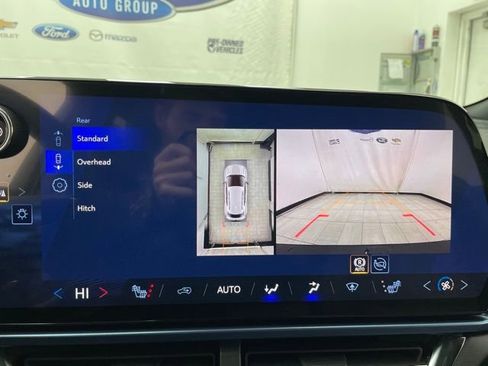 New 2026 Chevrolet Equinox EV LT image 5