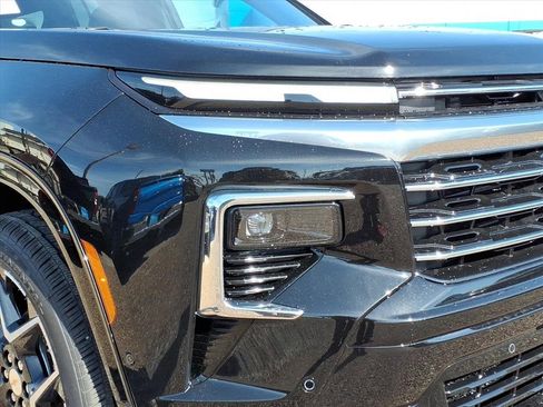 New 2026 Chevrolet Traverse High Country image 8