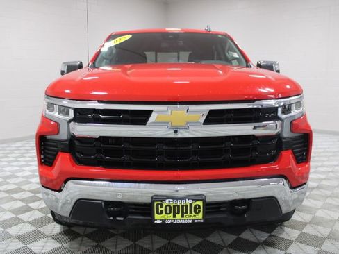 Used 2025 Chevrolet Silverado 1500 LT AWD/4WD image 6