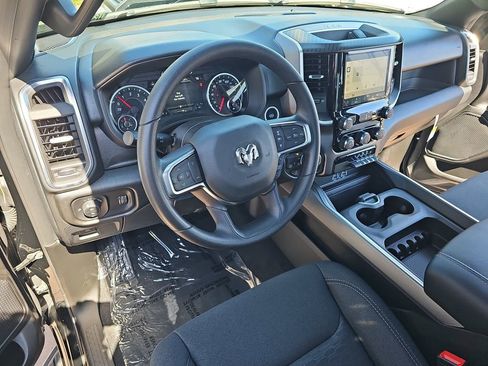 New 2026 RAM 1500 Express AWD/4WD image 15