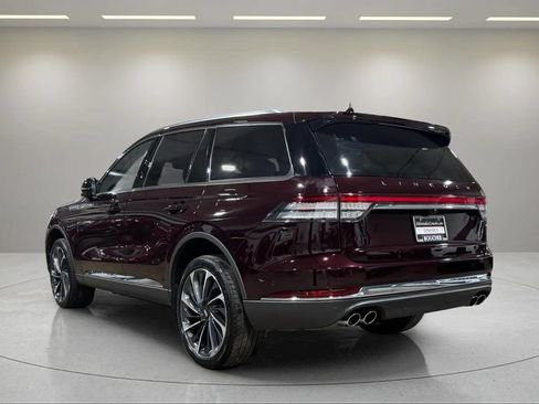Certified 2024 Lincoln Aviator Reserve w/ Equipment Group 201A AWD/4WD image 20