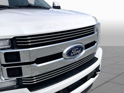 Used 2018 Ford F350 Limited AWD/4WD image 28