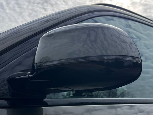 Used 2024 BMW X5 xDrive50e w/ M Sport Package image 18